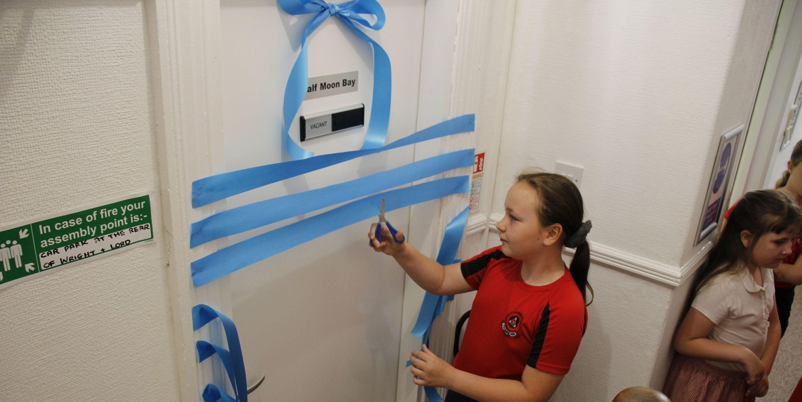 Half Moon Bay Room 2680px x 1344px