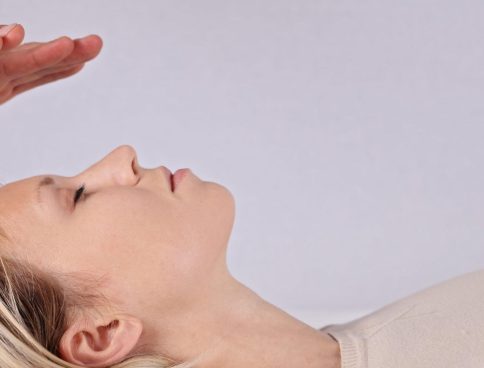 Reiki 2680px x 1344px